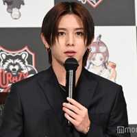 年下のコーチにかなり叱られてしまい「すみません。以後気をつけます」とひたすらに謝ったと振り返った山田涼介（C）モデルプレス