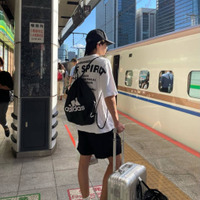 高橋克典、“成長を感じる”16歳息子の近影に反響「カッコ良さが滲み出てますね」「スタイルが良くて前途洋々」