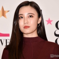 鷲尾伶菜（C）モデルプレス