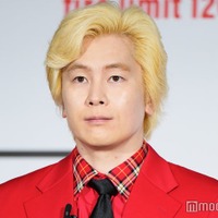 『fire limit 120』プロジェクトローンチ発表会に出席したカズレーザー（C）モデルプレス
