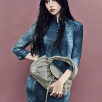 TWICE・MINA、美ボディラインが際立つドレスSHOTにうっとり…フェンディを纏い“現代のミューズ”を体現