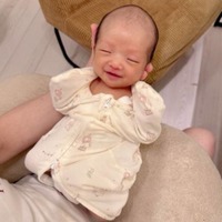 第5子出産の辻希美、おっとり次女のご機嫌SHOTを公開「今までで1番 寝てくれる」