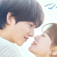 ソン・ジュンギ、チョン・ウヒ(C)HighZium studio(C)BlitzwayEntertainment