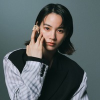 のん/撮影:コウ ユウシエン