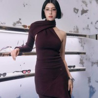三吉彩花、個性派衣装で抜群のプロポーションを披露！GENTLE MONSTERの新作ポップアップに登場