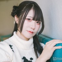 モデルプレスのインタビューに応じた蓑原晴花さん（C）モデルプレス