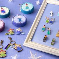 東京ディズニーシー「ファンタジースプリングス」の世界観あふれる新グッズが登場！みんなで着られるパーカーやマフラーも