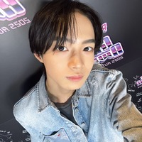 モデルプレスのインタビューに応じた越山敬達（C）モデルプレス