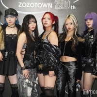HANA／MOMOKA、JISOO、KOHARU、CHIKA、YURI、NAOKO、MAHINA（C）モデルプレス