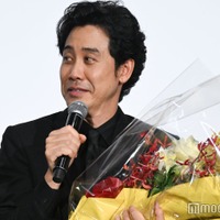 芸能生活30周年を祝福される大泉洋(C)モデルプレス