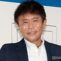 「空を横切る飛行雲」開幕セレモニーに出席した浜田雅功(C)モデルプレス