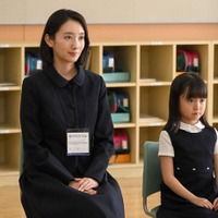 波瑠、池村碧彩「フェイクマミー」第2話(C)TBS
