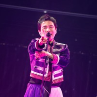 郷ひろみ/撮影:河村美貴(田中聖太郎写真事務所)