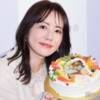 「余韻」発売記念会見に出席した磯山さやか(C)モデルプレス