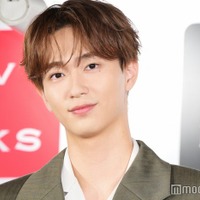 「暁紀」発売記念会見に出席した野村康太(C)モデルプレス