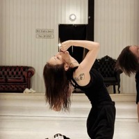 浜崎あゆみ、真剣リハSHOT&怒涛の2ヶ月を振り返り「濃密な日々だった」