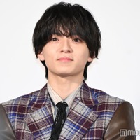 大倉忠義から「色気のある表情をしやがったり」と成長を評価された西村拓哉（C）モデルプレス