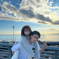 佐野勇斗、桜田ひよりをおんぶ！仲良し『ESCAPE』コンビに反響「尊い」「大好きすぎる」