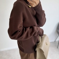 旬のブラウンコーデは【ユニクロ×GU】の人気アイテムで叶う!素材感の違いを楽しんで【40代の毎日コーデ】