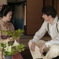 高石あかり、トミー・バストウ「ばけばけ」第39話（C）NHK