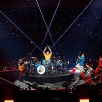 SUPER EIGHT「超八 in 日本武道館」より（提供写真）