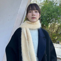 のん、ふわもこストールを巻いた冬コーデに反響「可愛らしい」「すごくほっこり」