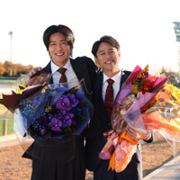 日曜劇場「ザ・ロイヤルファミリー」撮了©TBSスパークル/TBS