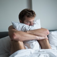 機能不全は「自分だけ」と悩んでいない？男性が恐れているものの「正体」とは