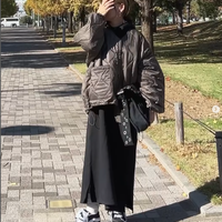 旬のキルティングコートはこう着こなす。 スタイルアップを叶える長めスカートとの組み合わせ術【40代の毎日コーデ】