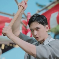 吉沢亮／「お正月を写そう♪2026 “チェキ（TM）”続・運命のもちつき」篇（提供写真）