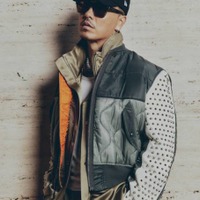 【独占コメント到着】AK-69活動30周年を記念したベストアルバム「BEST OF AK-69 “Yellow Gold”」をリリース！全曲再録音、再ミックス、再マスタリングを行った全20曲を収録