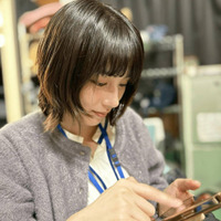 のん、自然体な魅力あふれるドラマ現場でのオフSHOTに「かわいすぎる」「キレイなお顔」の声