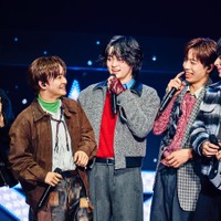 STARGLOW DEBUT SHOWCASE「Wish upon a star」写真＝川島伸一／幸田昌之