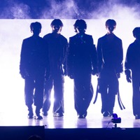 STARGLOW DEBUT SHOWCASE「Wish upon a star」写真＝川島伸一／幸田昌之