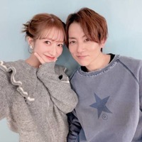 辻希美、夫・杉浦太陽と私服でパシャリ！お出かけSHOT公開「帰りに今流行りのヨアジョン」