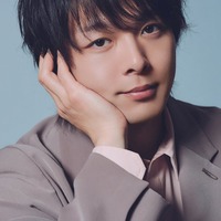 モデルプレスのインタビューに応じた中村倫也（C）モデルプレス