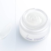 タカミ、夕方までテカらないうるすべ美肌へ“水感ゲル”新発売