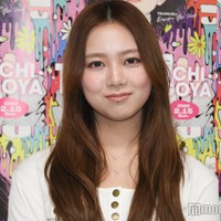 囲み取材に応じたふみの（C）モデルプレス