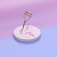 貝印、替ゴムの硬度を2層にした新発想「2層ゴムのふわピタカーラー」新発売