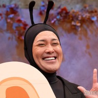 「アリフォルニア」囲み取材回に出席した有田哲平（C）モデルプレス