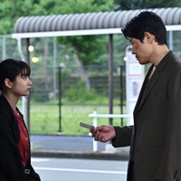 蒔田彩珠、鈴木亮平「リブート」第9話（C）TBS