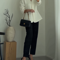 H&Mのジャケットが主役の大人のセレモニースタイル。ペプラムシルエットでお腹周りもきちんとカバー【40代の毎日コーデ】