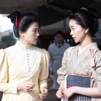 上坂樹里、見上愛「風、薫る」第16話（C）NHK