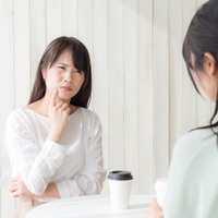 トラブルを呼ぶ「うっかり相づち」に要注意！仕事の愚痴を言われたら、共感？否定？正しい反応は？