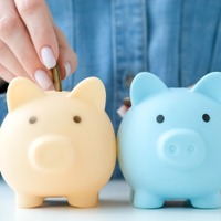 オルカンとS&P500、「安心して持ち続けられる」のはどっち？20代で純資産1000万円を築いた「節約オタク」の選択は