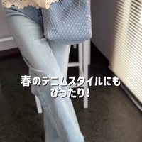 パンプス×デニム。きれい見えとスタイルアップを叶える足元とは【40代の毎日コーデ】