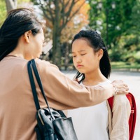 子どもの不登校＝親の「評価」？公認心理師が語る「親が陥りがちな状態」と、本当に考えるべきこと