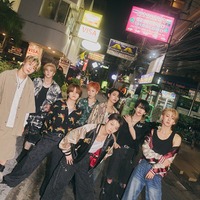 MAZZEL／「MAZZEL 1st photobook with ZEAL」表紙カット（提供写真）
