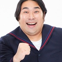 原田泰雅 吉本興業公式サイトより