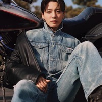 BTSジョングク、カルバン・クラインと初コラボ。バイカースタイルを取り入れた限定カプセル発売